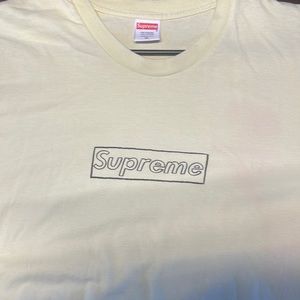 Supreme T-shirt